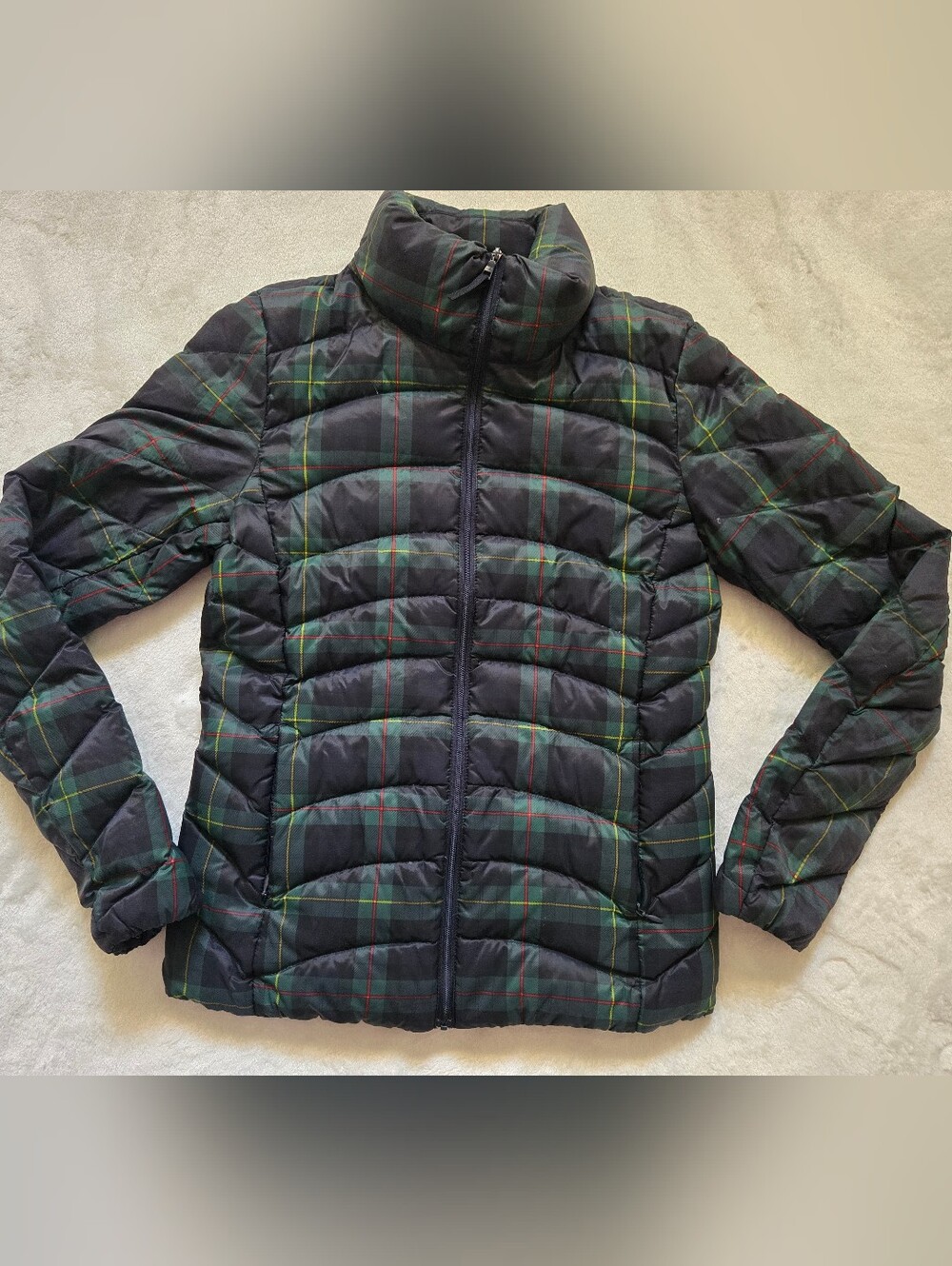 Uniqlo Women's Navy Green Plaid Puffer Jacket